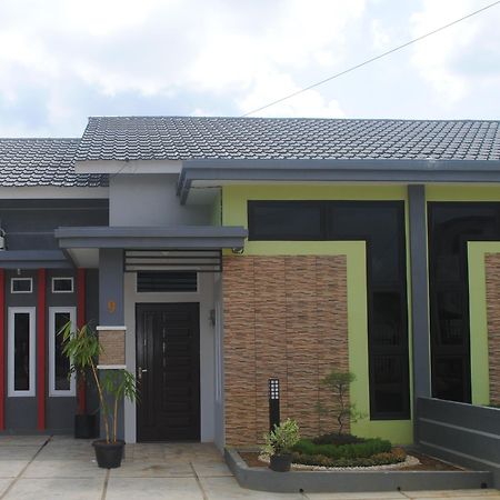 Golden Hawaii Villa Сингкауанг Екстериор снимка